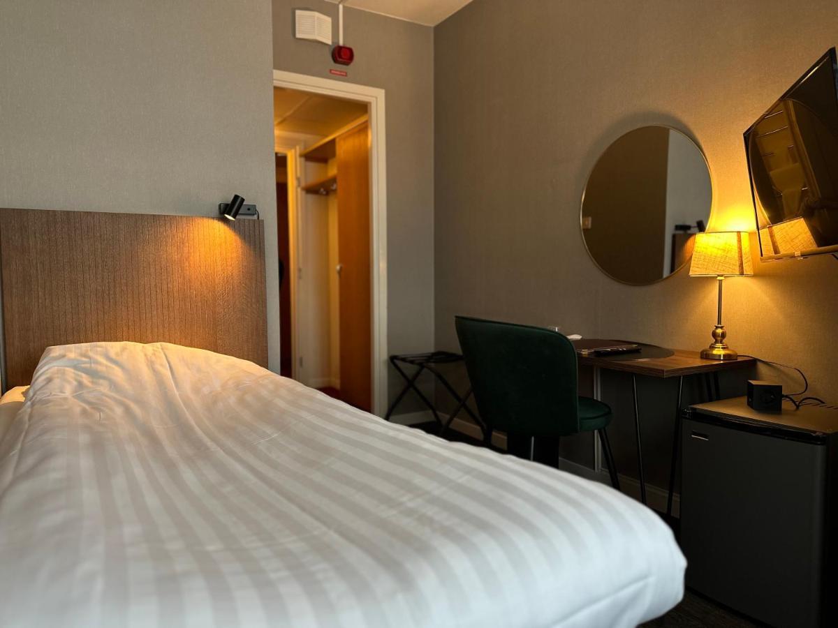 Hotel Victoria Skellefteå Buitenkant foto