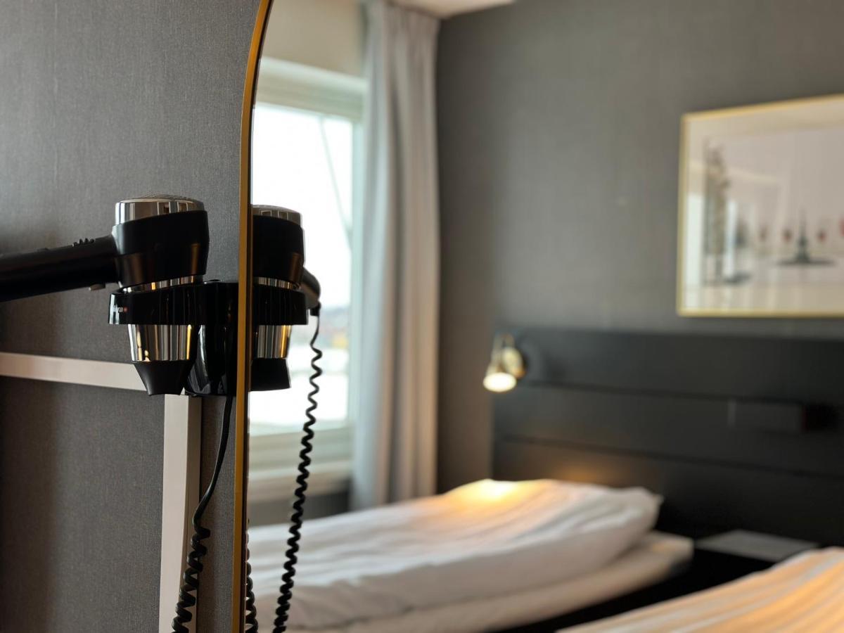 Hotel Victoria Skellefteå Buitenkant foto