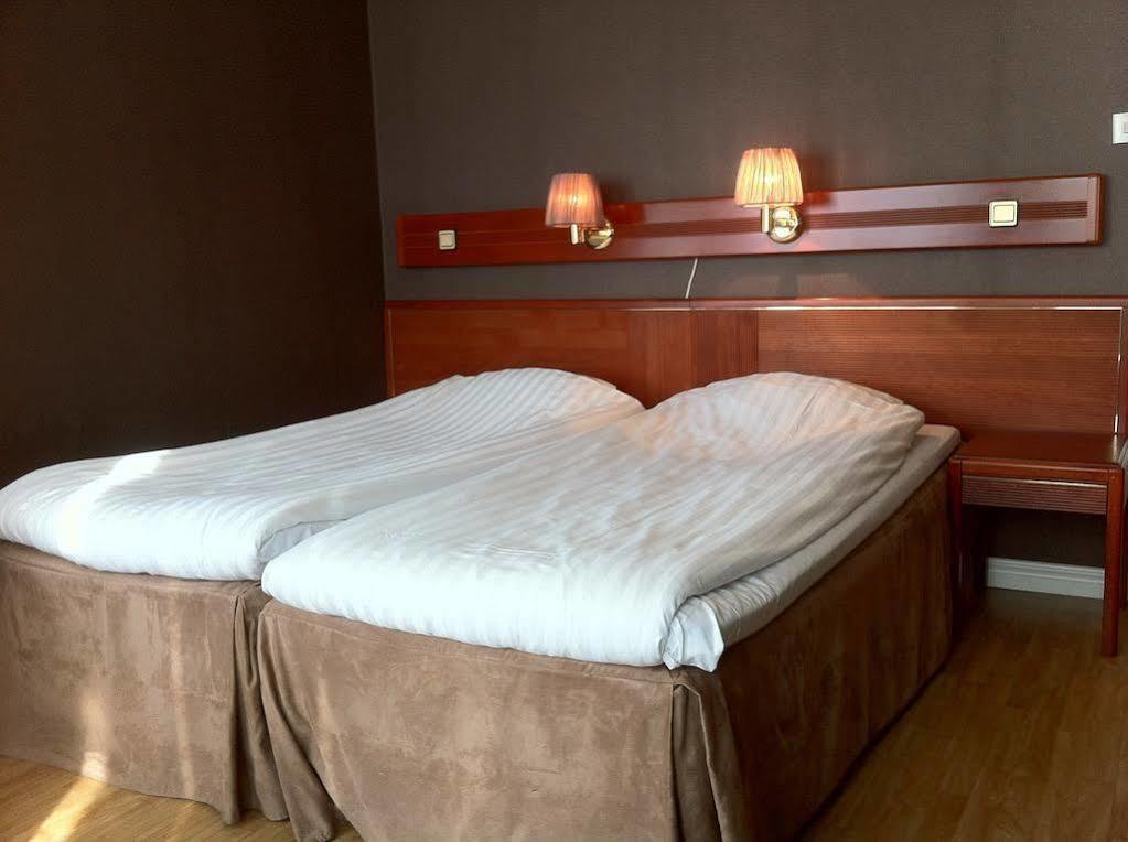 Hotel Victoria Skellefteå Buitenkant foto